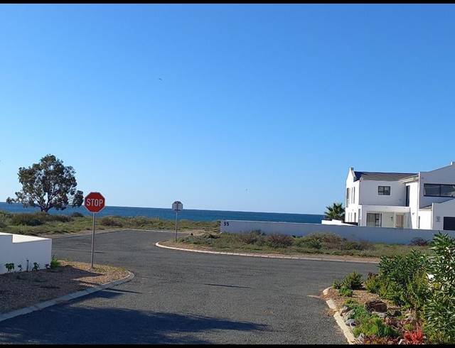 LAND FOR SALE IN SANDY POINT